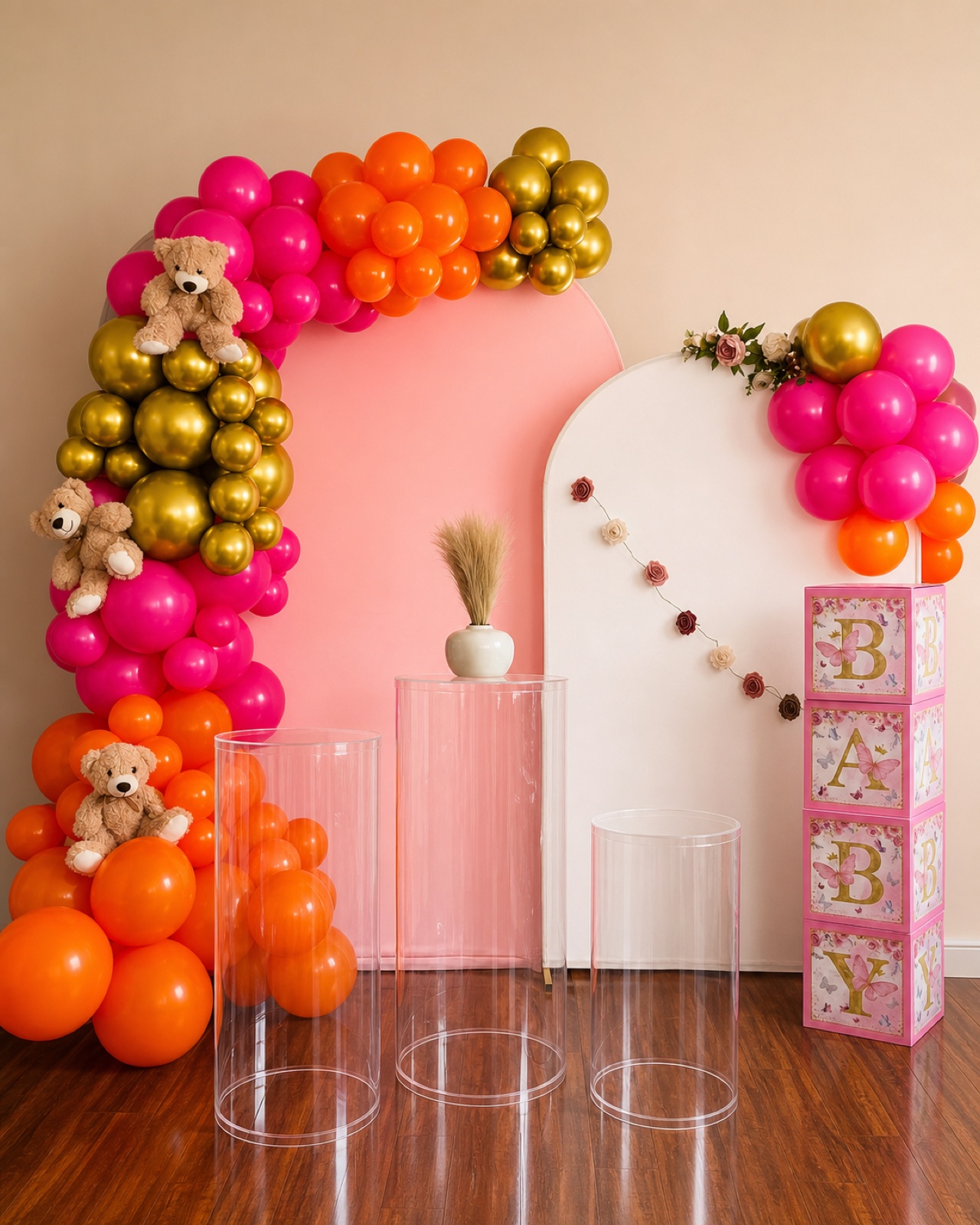Decoración profesional con globos, osos y bases acrílicas