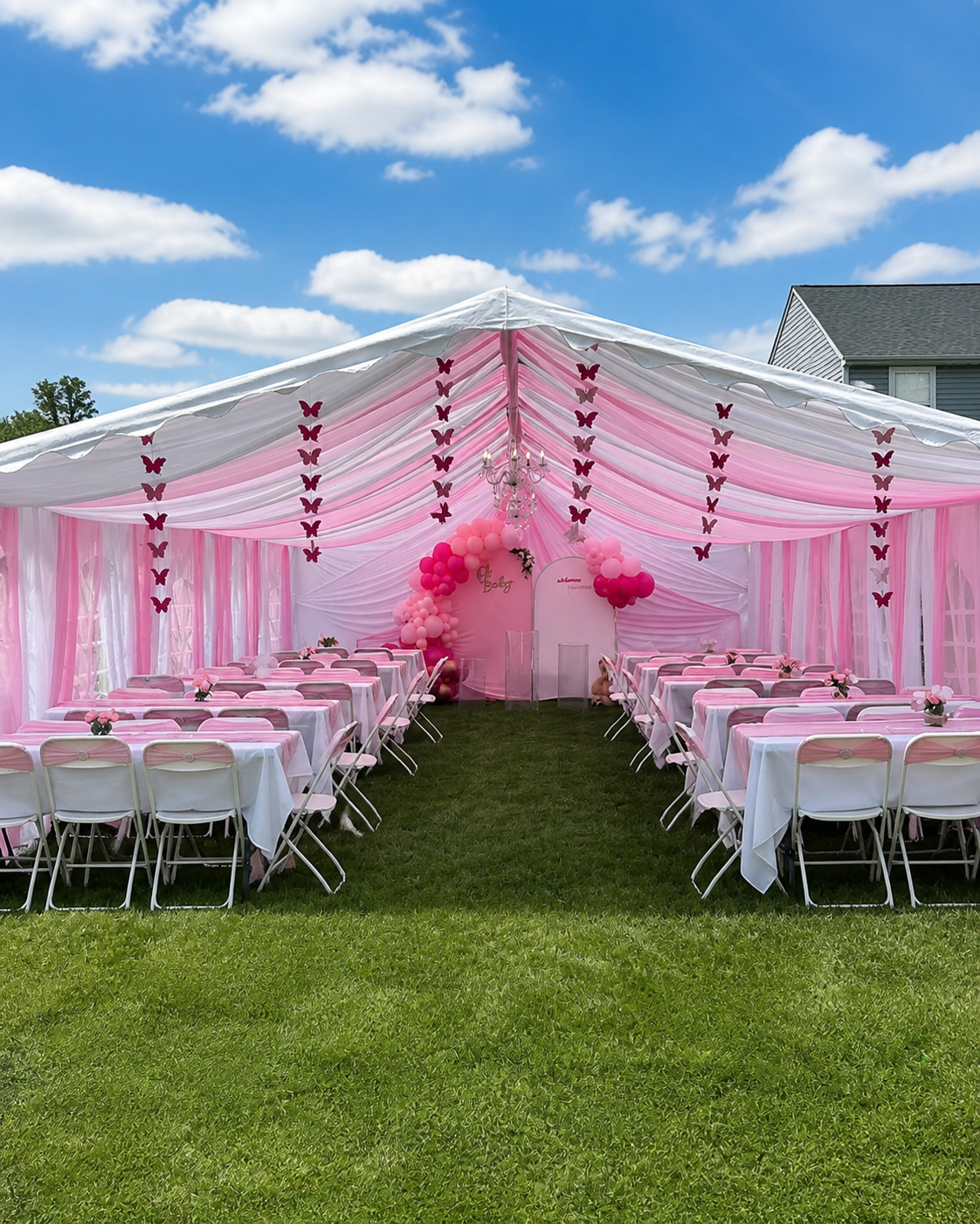 Carpa 20 por 20 con drapeado rosa y blanco
